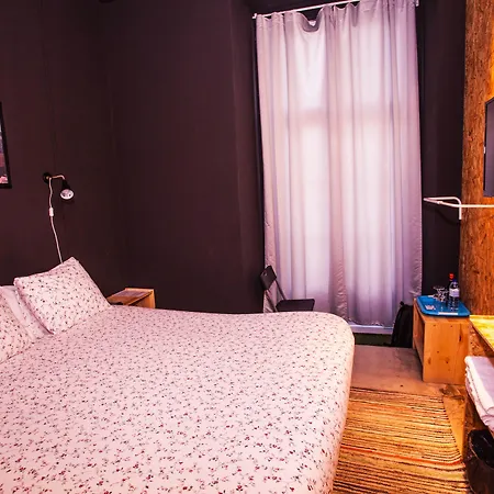بيت شباب Sky Beds Lisboa