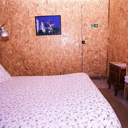 Sky Beds Hostel *